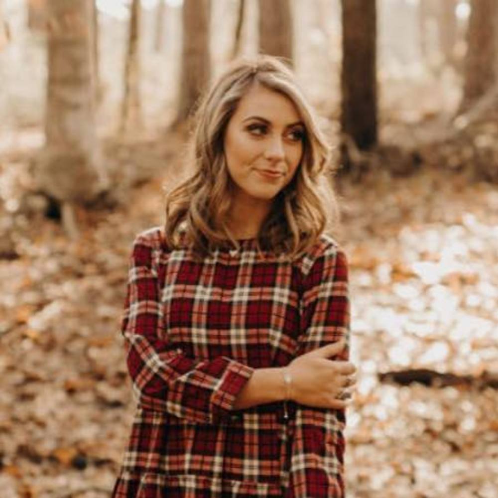 Meet your Posher, Savannah